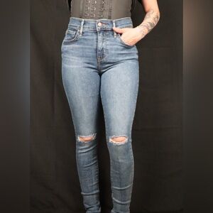 Classic LEVI Blue Women's Jeans